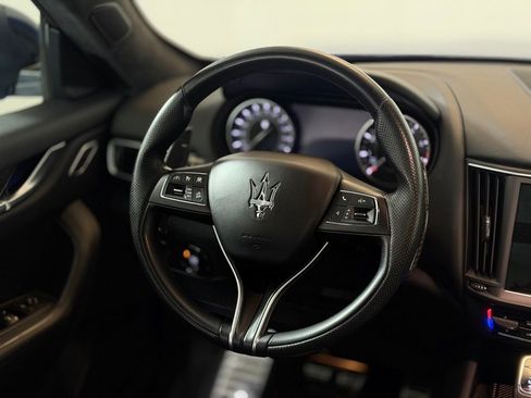 Used 2023 Maserati Levante Modena image 16