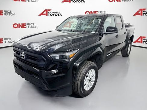 Certified 2025 Toyota Tacoma SR5 RWD image 4