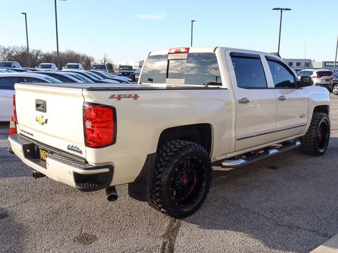 Used 2014 Chevrolet Silverado 1500 High Country w/ High Country Premium Package image 4