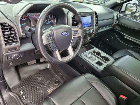 Used 2021 Ford Expedition XLT RWD image 10