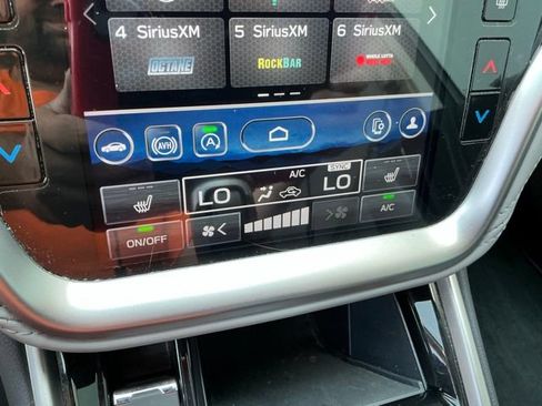 Certified 2024 Subaru Outback Limited AWD/4WD image 25