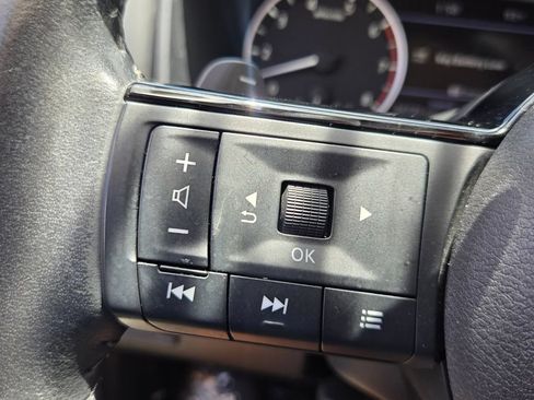 Used 2022 Nissan Rogue SL w/ SL Premium Package FWD image 28