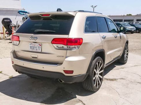 Used 2014 Jeep Grand Cherokee Limited w/ Luxury Group II AWD/4WD image 9