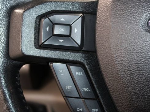 Used 2020 Ford F150 XLT w/ Equipment Group 302A Luxury RWD image 37