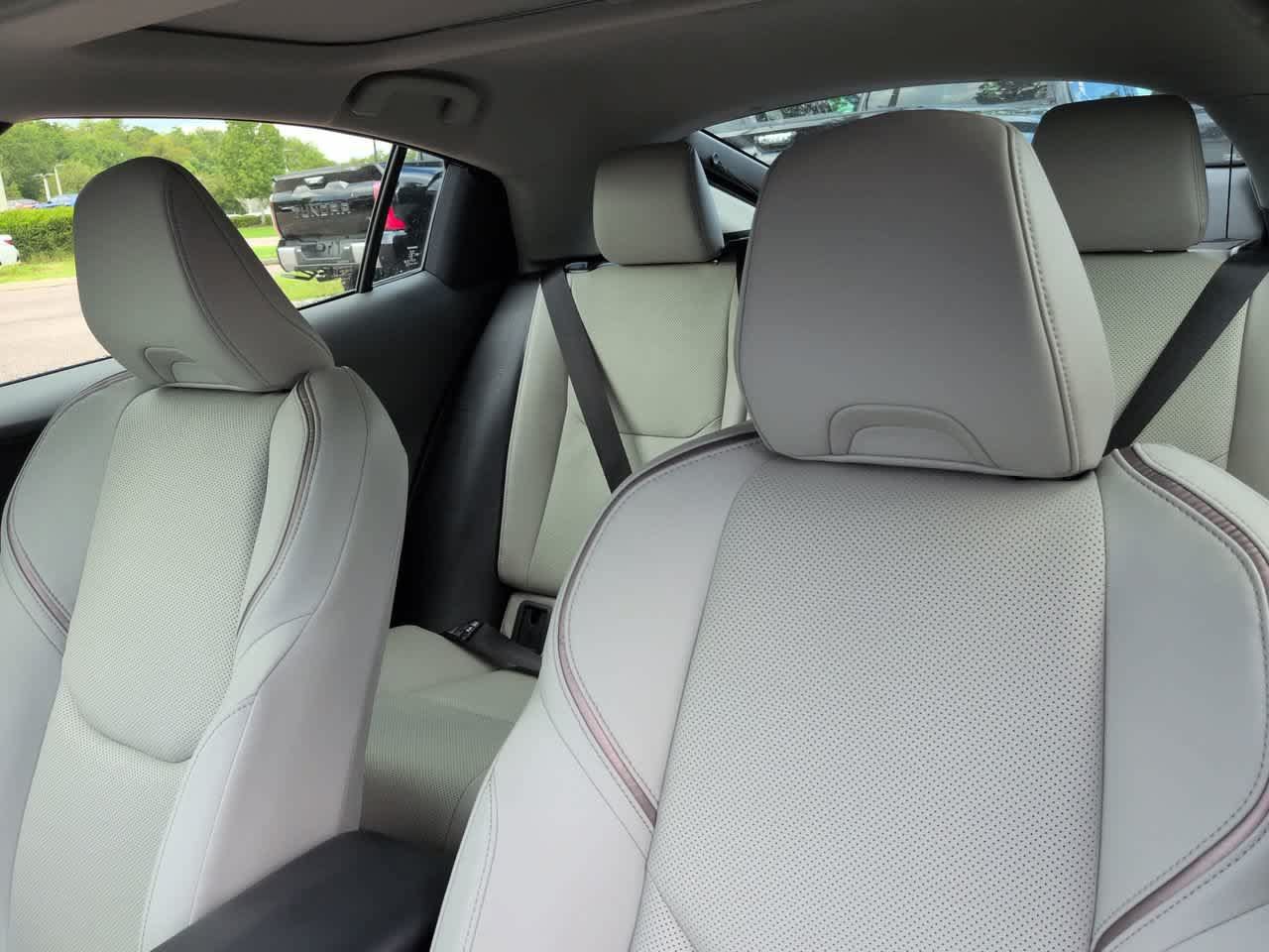 New 2027 Toyota Prius XLE FWD image 8