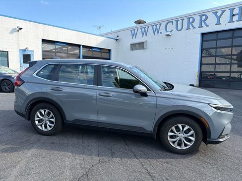 Used 2024 Honda CR-V LX image 11