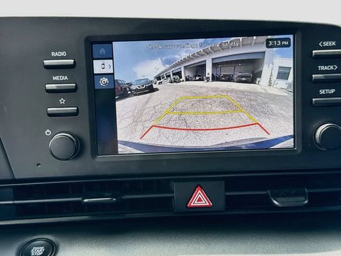 Used 2025 Hyundai Elantra Sport FWD image 14