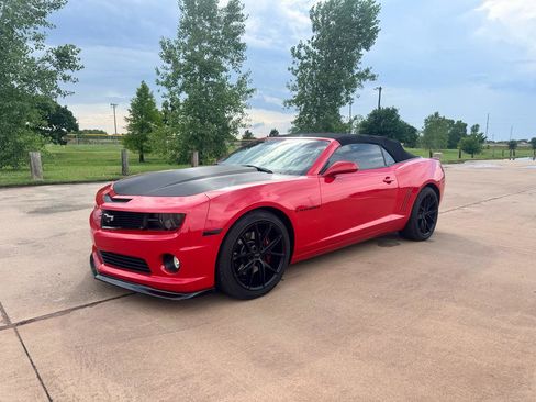 Used 2012 Chevrolet Camaro SS w/ RS Package RWD image 4