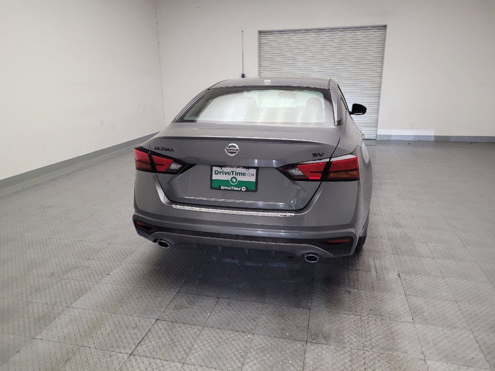 Used 2019 Nissan Altima 2.5 SV FWD image 7