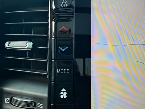 Certified 2025 RAM 1500 Limited image 27