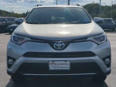 Used 2016 Toyota RAV4 XLE AWD/4WD image 8