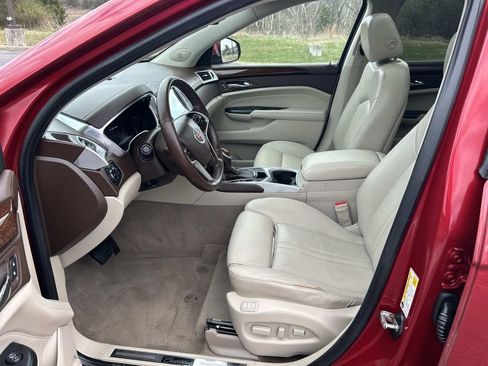 Used 2013 Cadillac SRX Performance image 22
