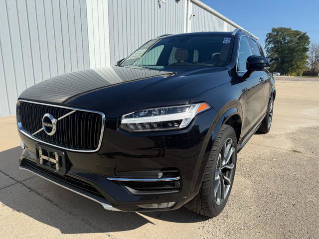 Used 2016 Volvo XC90 T6 Momentum w/ Momentum Plus Package AWD/4WD image 3