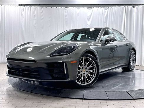 Used 2025 Porsche Panamera 4 AWD/4WD image 1