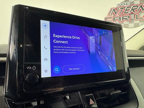 Used 2025 Toyota Corolla LE image 19