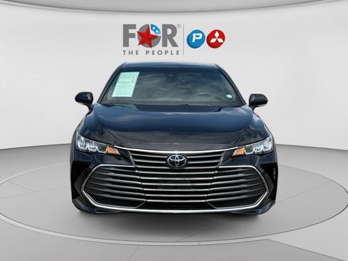 Used 2022 Toyota Avalon XLE FWD image 8