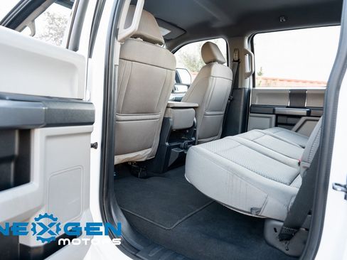 Used 2022 Ford F350 XLT image 35