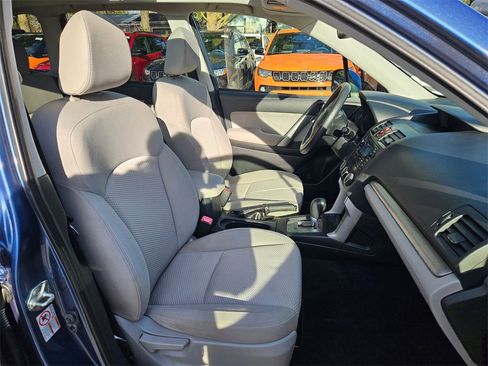 Used 2015 Subaru Forester 2.5i Premium w/ All-Weather Package image 18