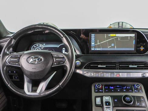 Used 2020 Hyundai Palisade Limited image 17