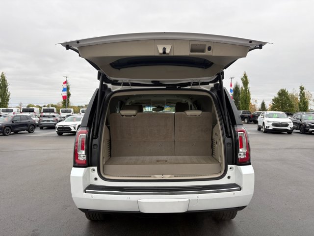 Used 2017 GMC Yukon Denali AWD/4WD image 17
