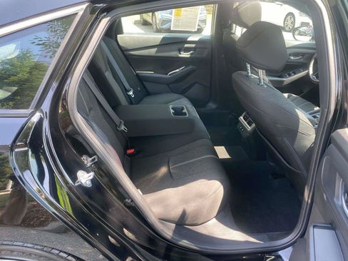 Used 2025 Honda Accord Sport image 27