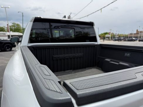 Used 2025 Toyota Tacoma SR5 AWD/4WD image 24