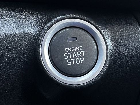 Used 2019 Hyundai Kona Limited image 19