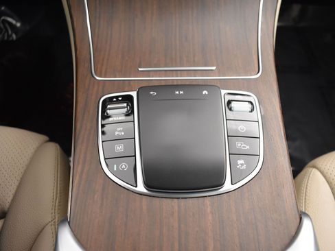 Used 2022 Mercedes-Benz GLC 300 4MATIC image 14