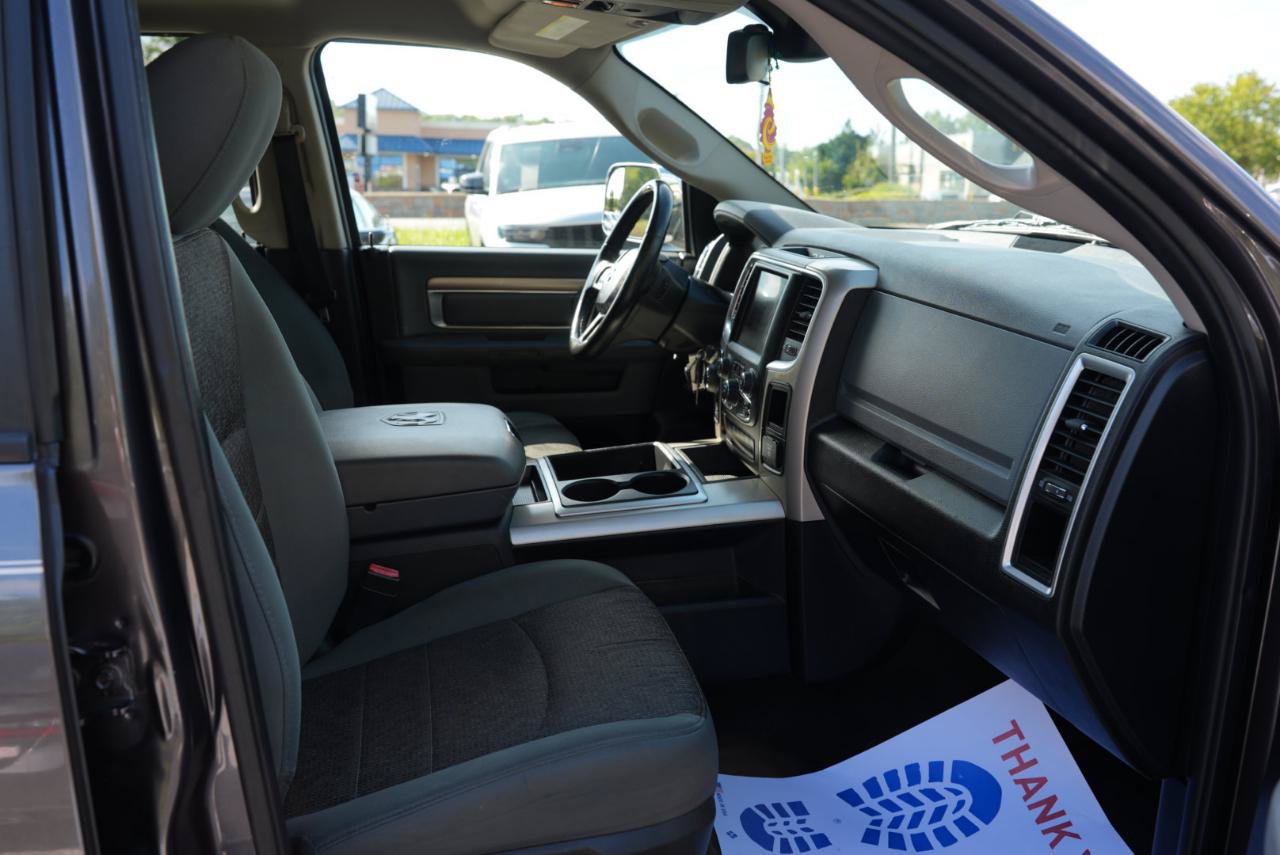 Used 2015 RAM 1500 Big Horn AWD/4WD image 26