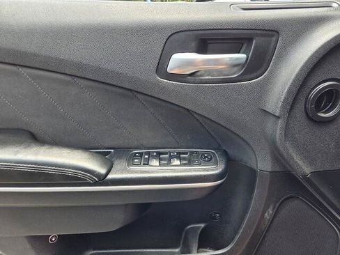 Used 2019 Dodge Charger Scat Pack RWD image 14