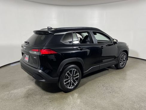 Certified 2026 Toyota Corolla Cross XLE FWD image 3