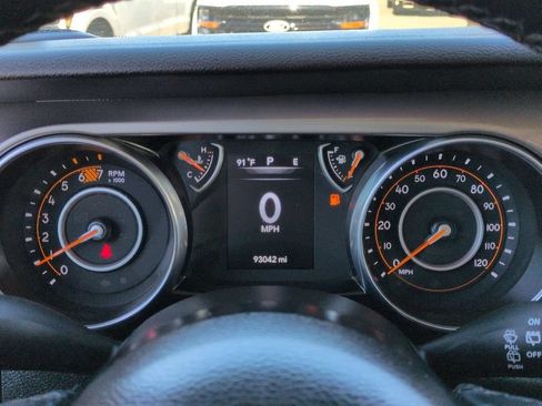 Used 2020 Jeep Wrangler Unlimited Sport S AWD/4WD image 14