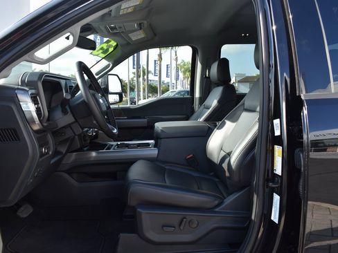 Used 2025 Ford F350 Lariat w/ FX4 Off-Road Package image 22