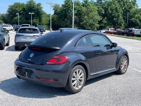Used 2018 Volkswagen Beetle 2.0T Coast FWD image 5