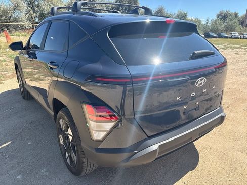 Used 2024 Hyundai Kona SEL AWD/4WD image 3