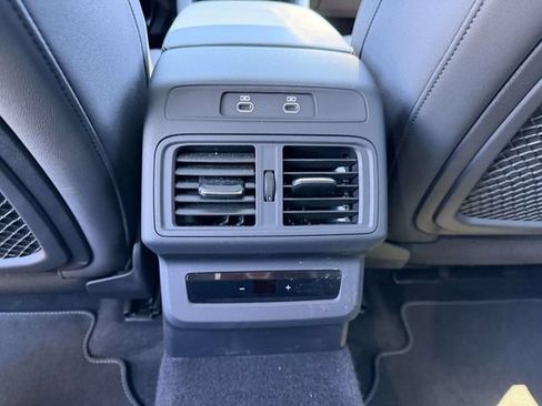 Certified 2025 Audi Q5 Premium w/ Convenience Package AWD/4WD image 16