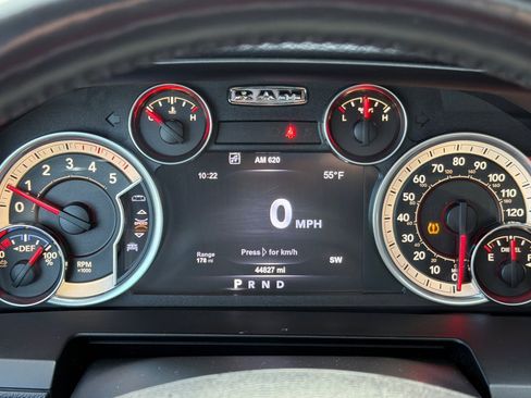 Used 2017 RAM 2500 Laramie w/ Convenience Group image 24