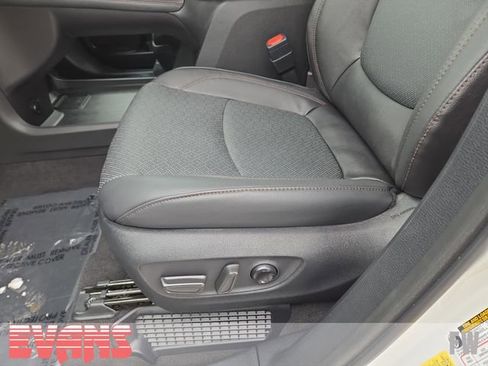 Certified 2026 Toyota Sienna Limited image 22