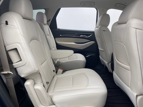 Used 2023 Buick Enclave Essence FWD image 35