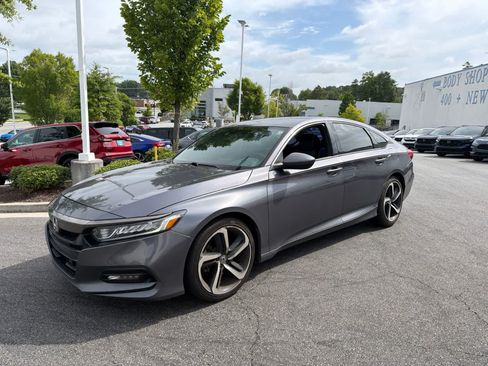 Used 2019 Honda Accord Sport image 6