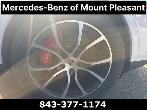 Used 2024 Porsche Cayenne S image 6