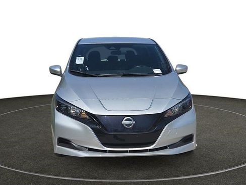 Used 2024 Nissan Leaf S FWD image 9