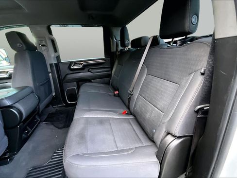 Used 2024 Chevrolet Silverado 2500 LT AWD/4WD image 19