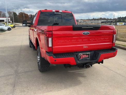 Used 2022 Ford F350 Lariat w/ Lariat Ultimate Package image 6