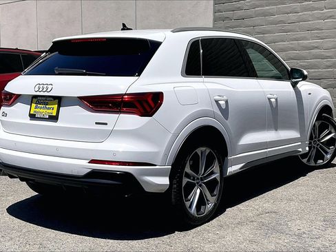 Used 2020 Audi Q3 2.0T Prestige AWD/4WD image 13