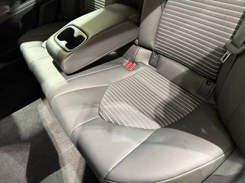 Certified 2023 Toyota Camry SE w/ Blackout Package (TMS) image 18