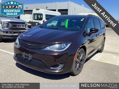 Used 2018 Chrysler Pacifica Touring-L Plus