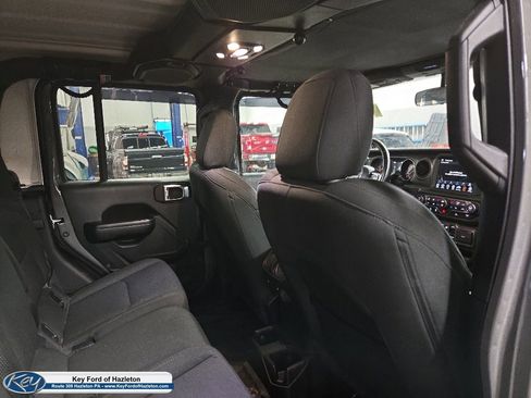 Used 2021 Jeep Gladiator Sport AWD/4WD image 41