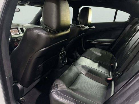 Used 2020 Dodge Charger SXT w/ Leather Interior Group RWD image 29