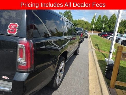 Used 2016 GMC Yukon XL Denali w/ Open Road Package AWD/4WD image 18